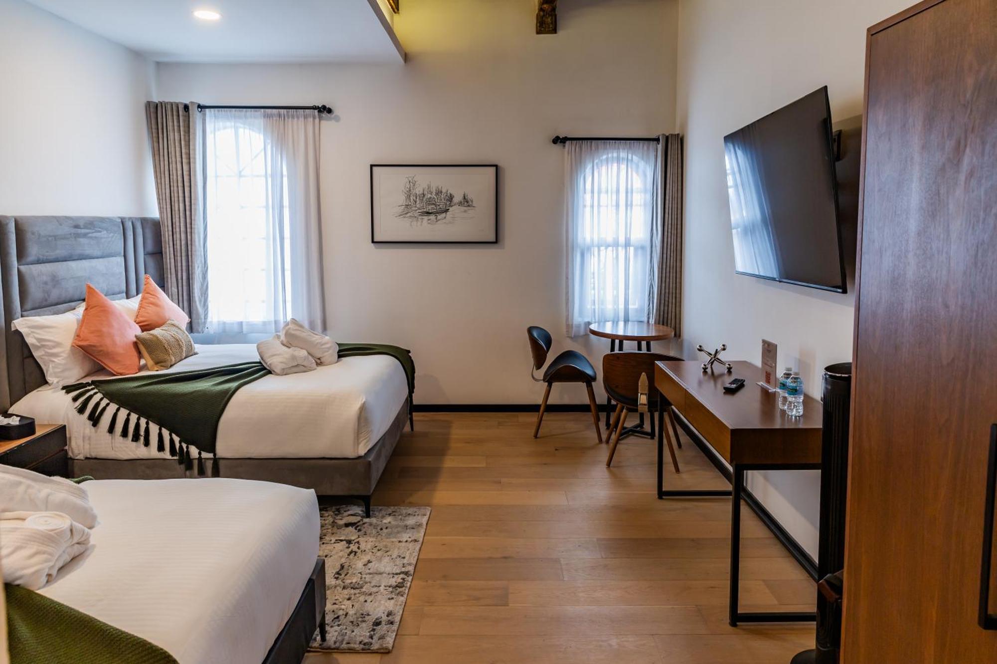 Deluxe Double Room with Two Double Beds,1718587126:JPEG